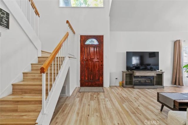 23814 Sarda Road, Valencia, CA 91355