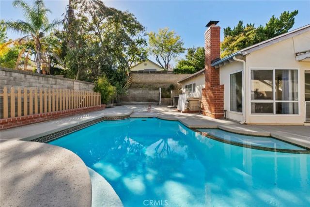 23814 Sarda Road, Valencia, CA 91355