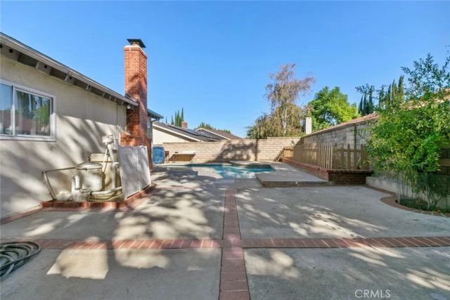 23814 Sarda Road, Valencia, CA 91355