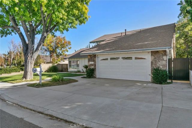23814 Sarda Road, Valencia, CA 91355