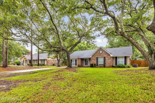 6929 Red Bud Lane, Ocean Springs, MS 39564