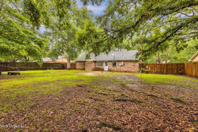 6929 Red Bud Lane, Ocean Springs, MS 39564