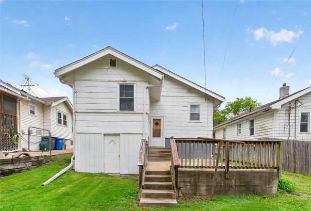 3208 2nd Avenue, Des Moines, IA 50313