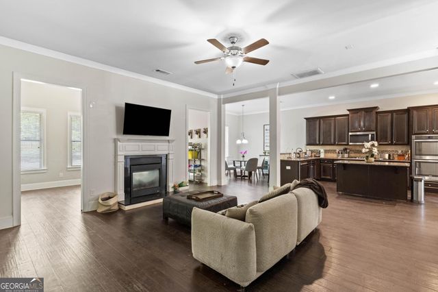 266 Shellbark Drive, Mcdonough, GA 30252