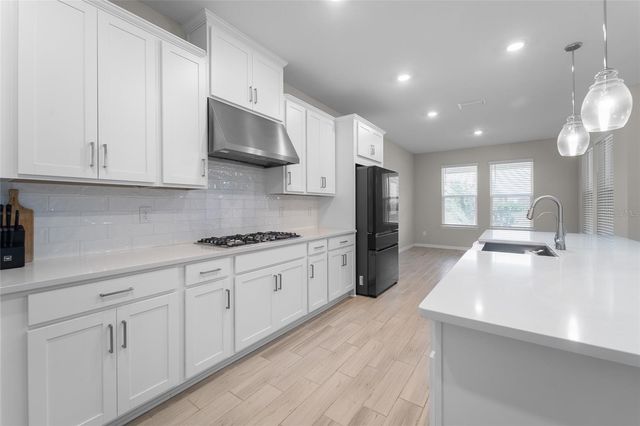 2347 OVERFALLS PLACE, Wesley Chapel, FL 33543