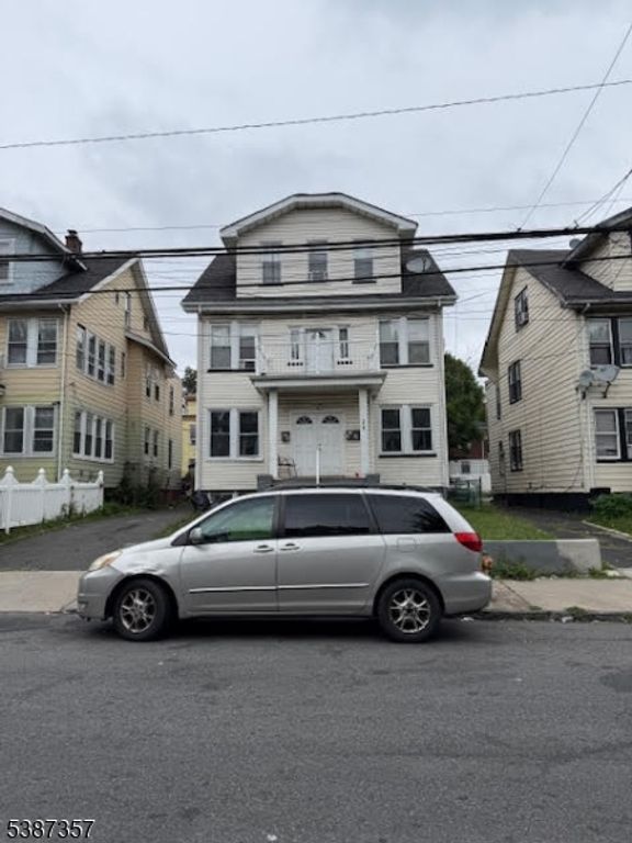 219 Renner Ave, Newark City, NJ 07112