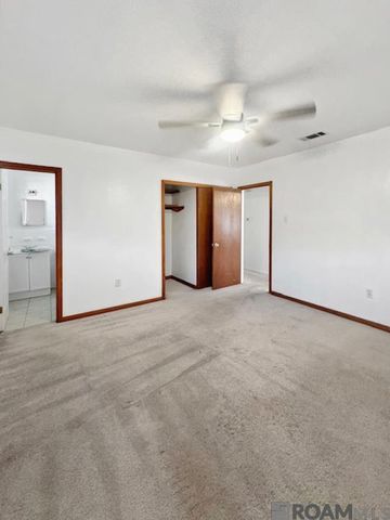 1945 77th Ave, Baton Rouge, LA 70807