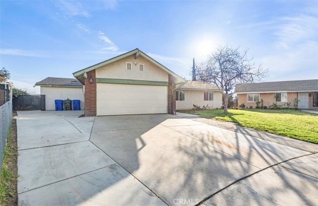 7590 Kempster Court, Fontana, CA 92336