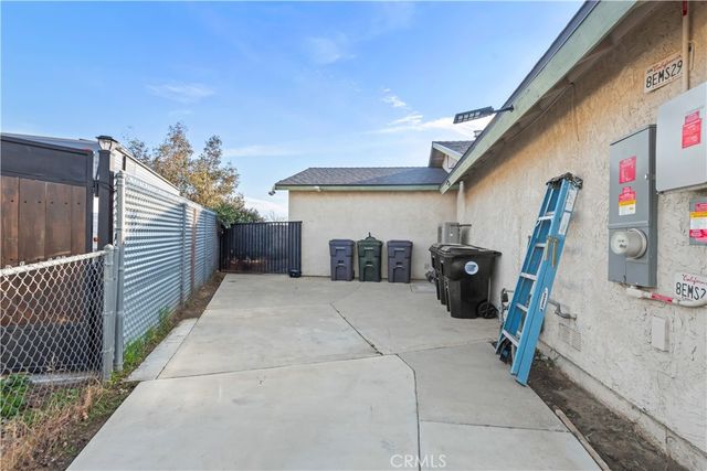 7590 Kempster Court, Fontana, CA 92336