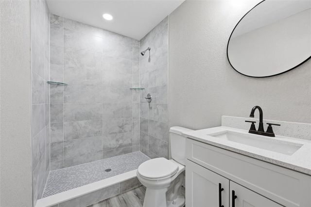 1817 HUNT LANE, Clearwater, FL 33764