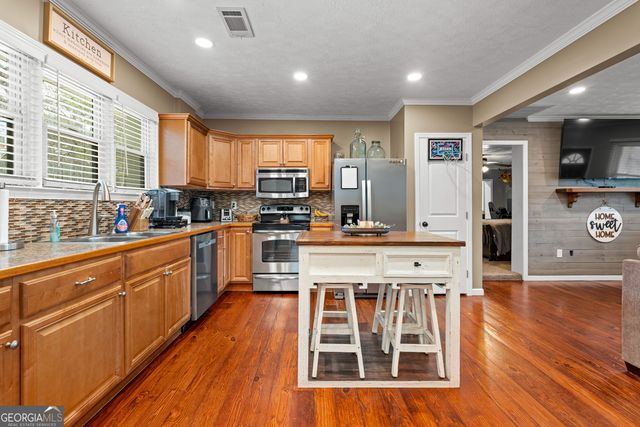 7292 Crest Highway, Molena, GA 30258