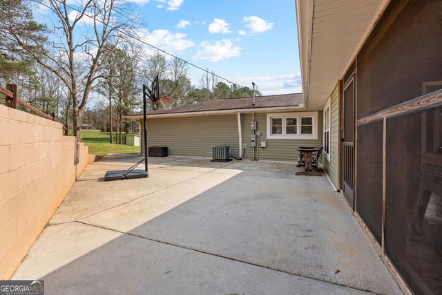 7292 Crest Highway, Molena, GA 30258