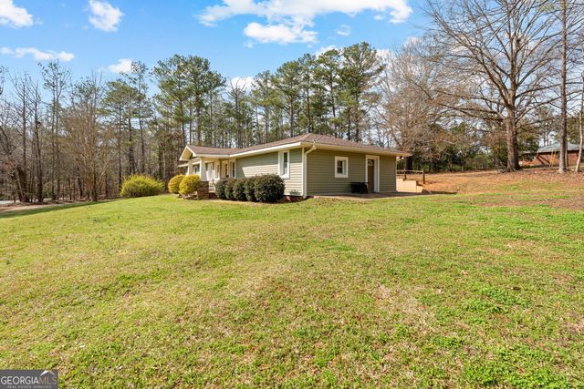7292 Crest Highway, Molena, GA 30258