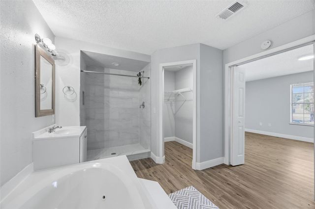 33710 LINDA LANE, Leesburg, FL 34788