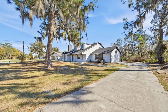 33710 LINDA LANE, Leesburg, FL 34788