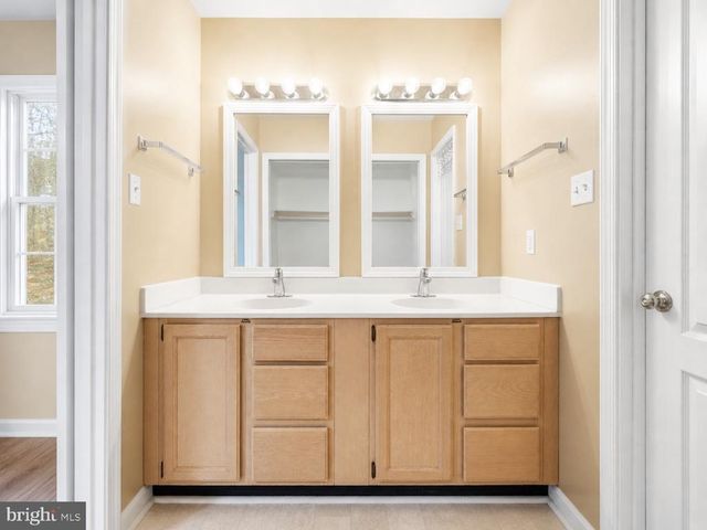 3608 N RED OAK LN, Delaplane, VA 20144