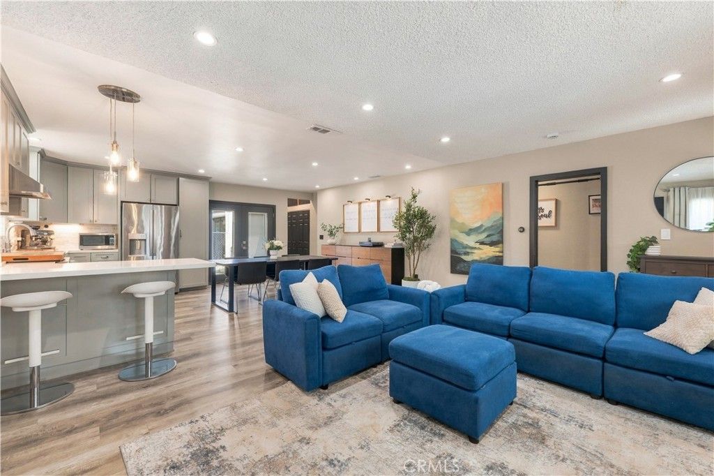 15741 Haynes Street, Van Nuys, CA 91406 — photo 4