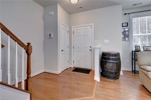 417 Quarterpath RD, Williamsburg, VA 23185