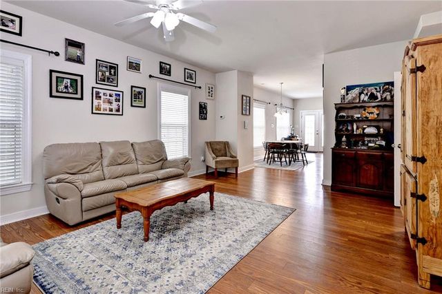 417 Quarterpath RD, Williamsburg, VA 23185