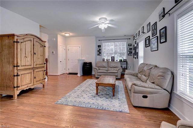 417 Quarterpath RD, Williamsburg, VA 23185