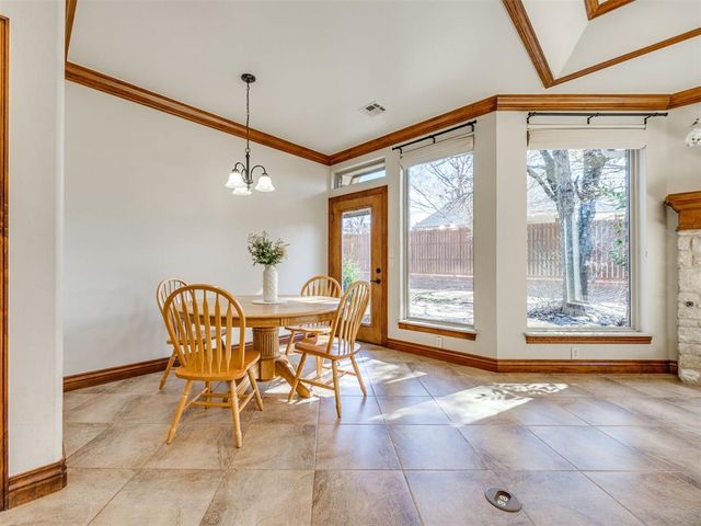 1108 Salvo Bridge Courts, Edmond, OK 73034