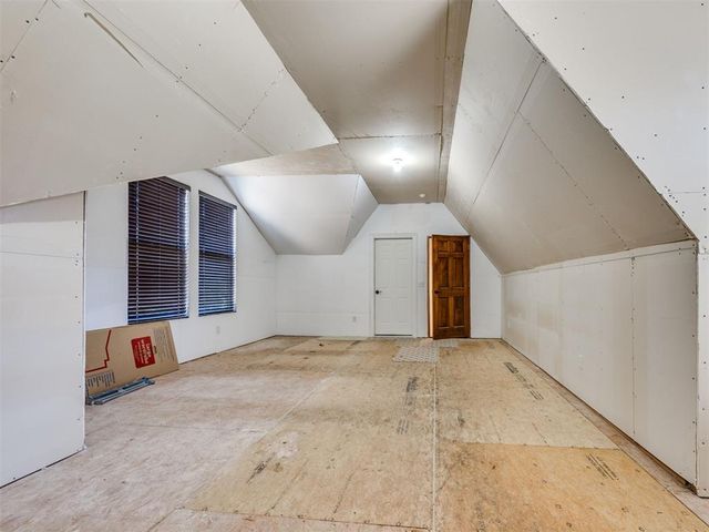 1108 Salvo Bridge Courts, Edmond, OK 73034