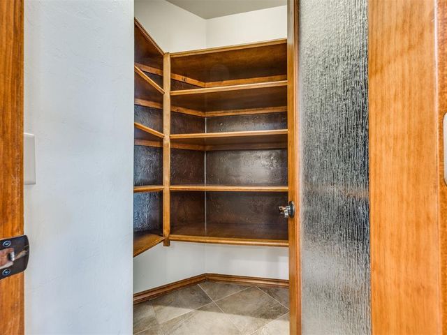 1108 Salvo Bridge Courts, Edmond, OK 73034