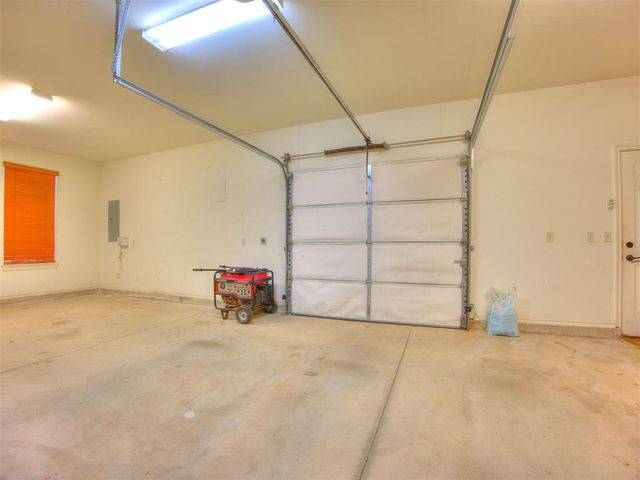 1108 Salvo Bridge Courts, Edmond, OK 73034