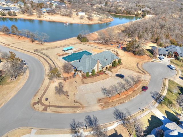 1108 Salvo Bridge Courts, Edmond, OK 73034