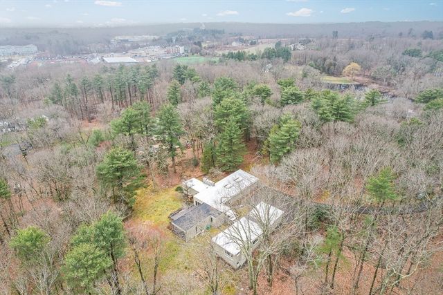 583 Gay St A, Westwood, MA 02090