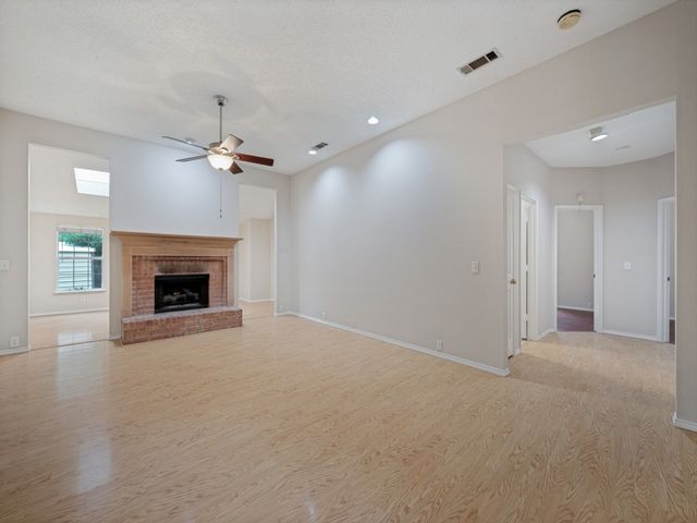 10400 Napa Valley Drive, Frisco, TX 75035