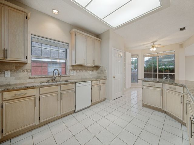 10400 Napa Valley Drive, Frisco, TX 75035