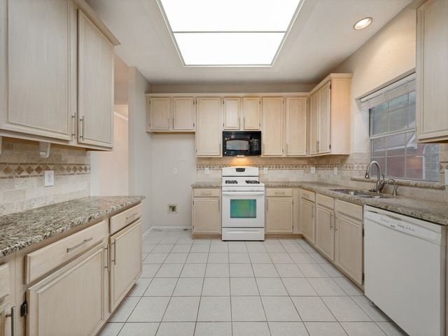 10400 Napa Valley Drive, Frisco, TX 75035