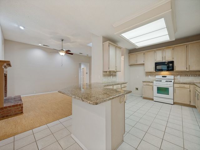 10400 Napa Valley Drive, Frisco, TX 75035