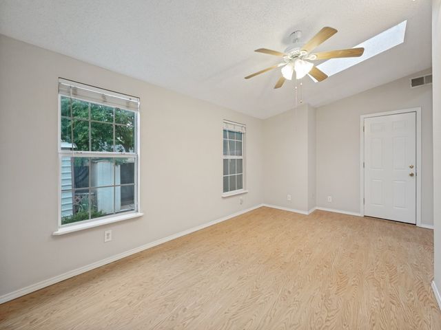 10400 Napa Valley Drive, Frisco, TX 75035