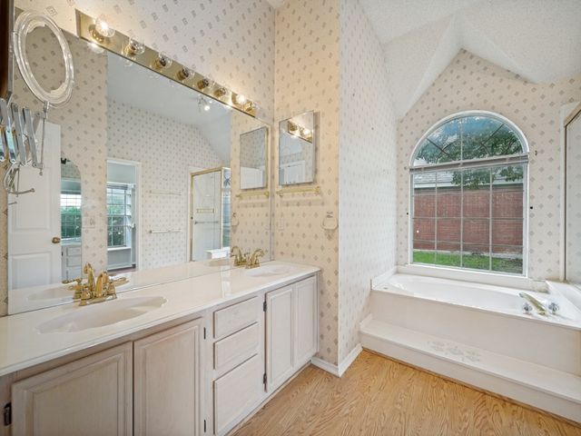 10400 Napa Valley Drive, Frisco, TX 75035
