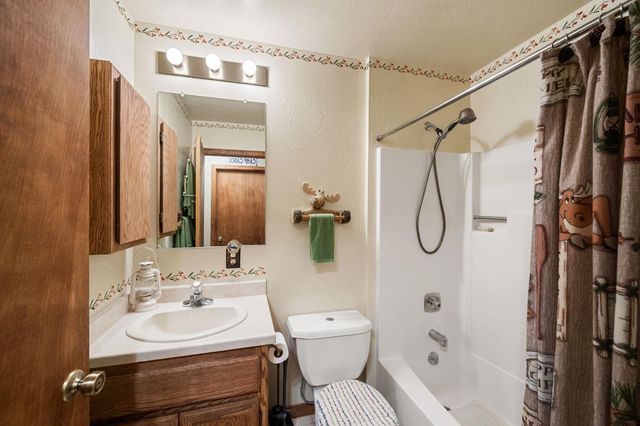 2798 Saint Moritz Dr, Arnold, CA 95223