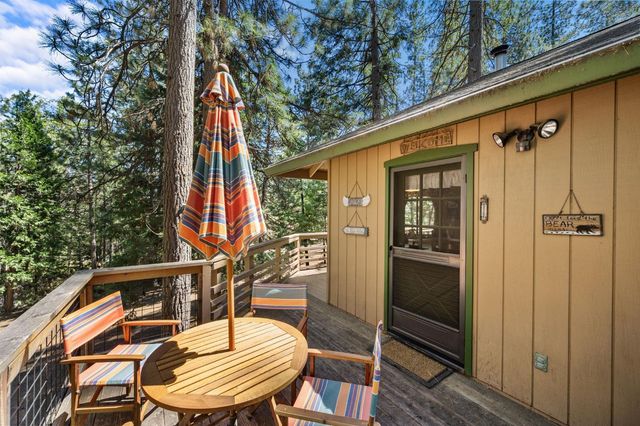 2798 Saint Moritz Dr, Arnold, CA 95223