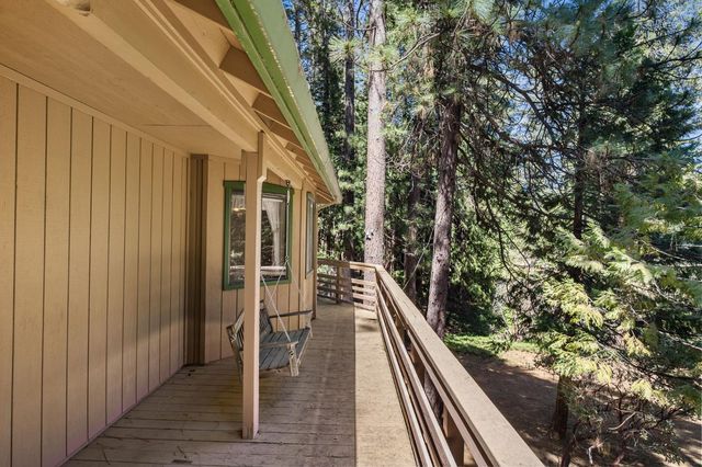 2798 Saint Moritz Dr, Arnold, CA 95223