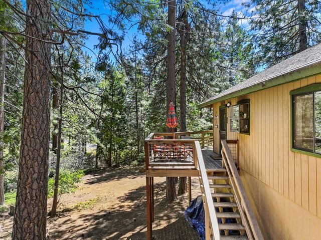 2798 Saint Moritz Dr, Arnold, CA 95223