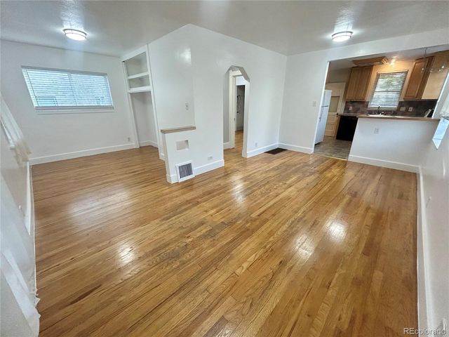 2101 S Emerson Street, Denver, CO 80210