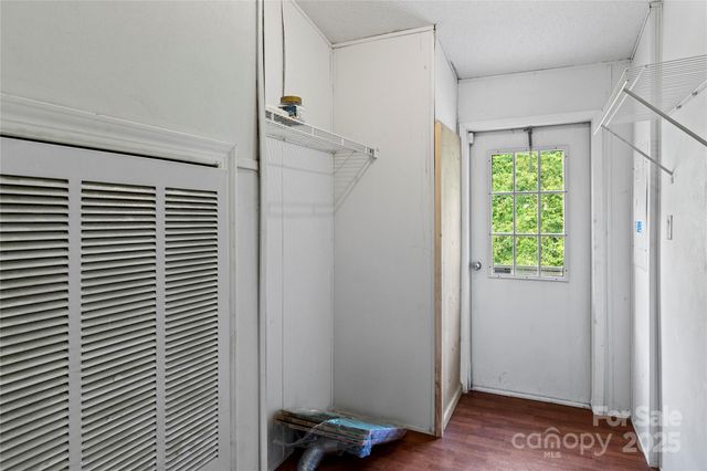 103 Forest Drive, King, NC 27021