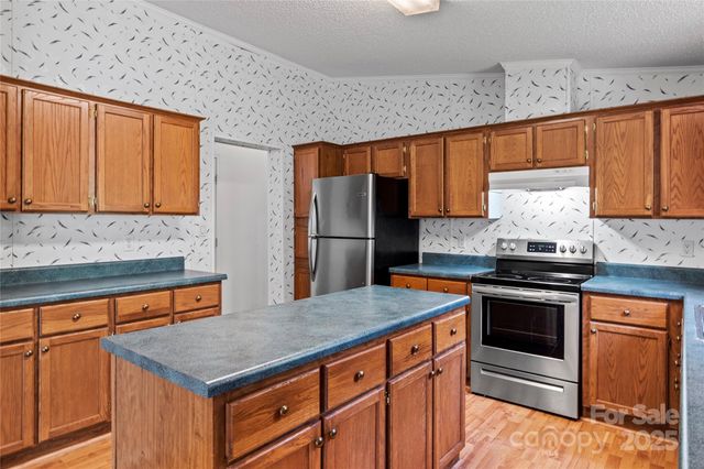103 Forest Drive, King, NC 27021