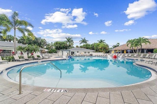 22 S Cortez Drive, Margate, FL 33068