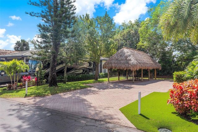 22 S Cortez Drive, Margate, FL 33068