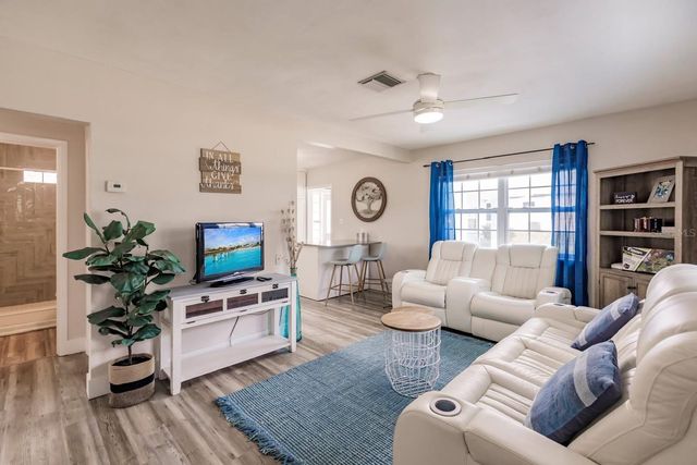 688 CONSTANCE ROAD, Venice, FL 34293