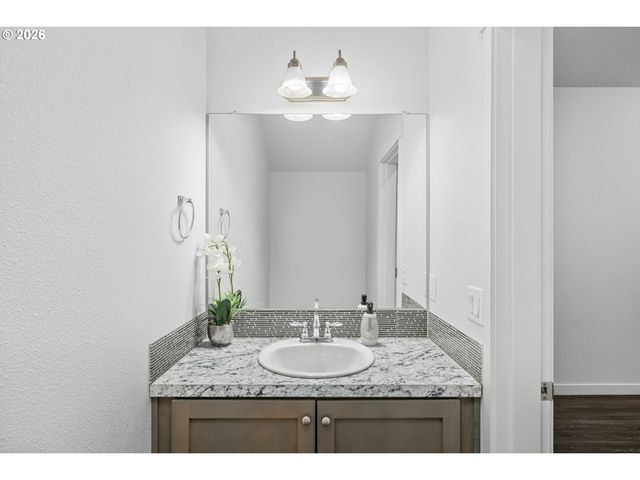 11627 Ne 111TH Cir, Vancouver, WA 98662