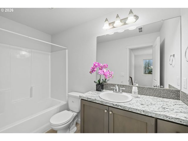 11627 Ne 111TH Cir, Vancouver, WA 98662