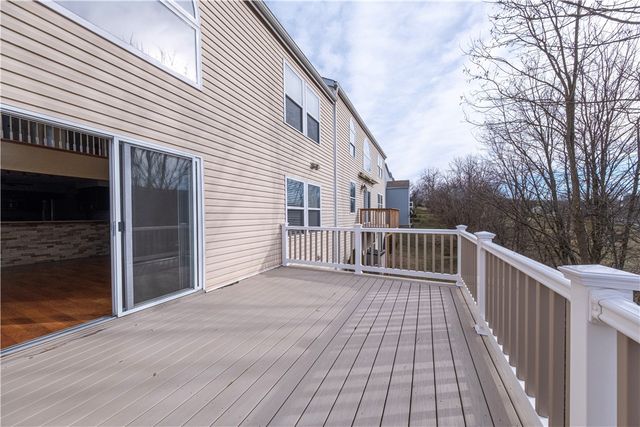 106 Sandy Brae, North Strabane, PA 15317