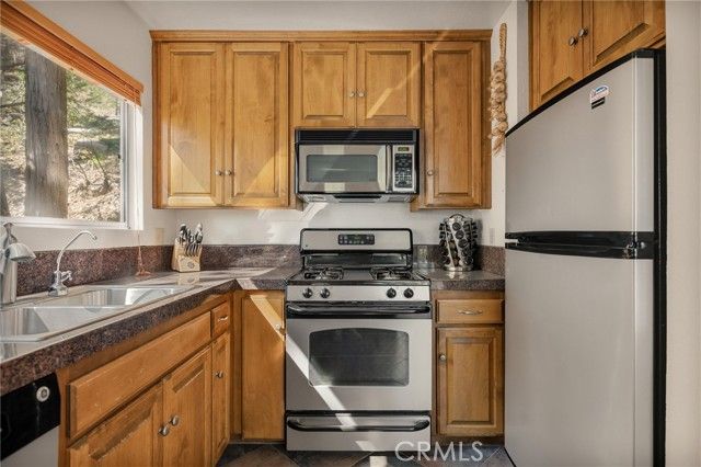 279 Old Toll, Lake Arrowhead, CA 92317